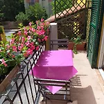 Bb La Bella Addormentata E Il Principe Calaf Bed & Breakfast Lucca