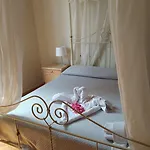 Bed & Breakfast Bb La Bella Addormentata E Il Principe Calaf Lucca