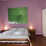 Bb La Bella Addormentata E Il Principe Calaf Bed & Breakfast Lucca