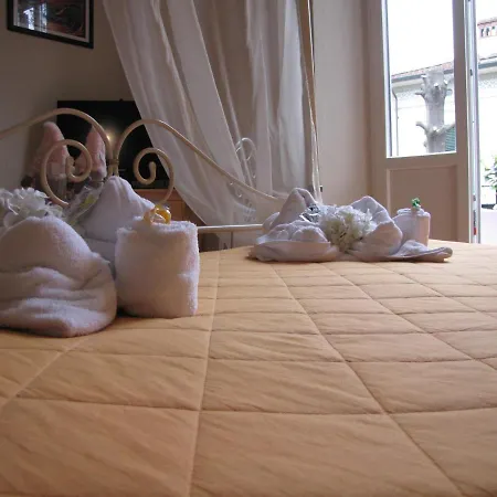 Bed & Breakfast Bb La Bella Addormentata E Il Principe Calaf 2*