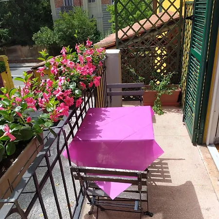 Bb La Bella Addormentata E Il Principe Calaf Bed and Breakfast Λούκα