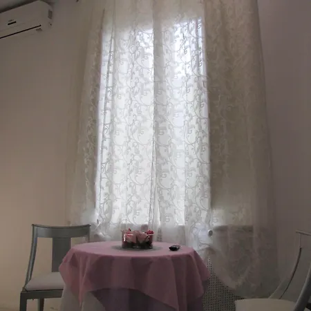 Bb La Bella Addormentata E Il Principe Calaf Bed & Breakfast