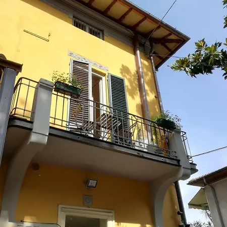 Bb La Bella Addormentata E Il Principe Calaf Bed and Breakfast Λούκα