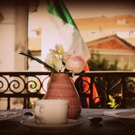 Bb La Bella Addormentata E Il Principe Calaf Bed and Breakfast 4*